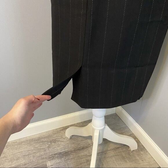 Giorgio Armani Le Collezioni Womens Black Pinstriped Pencil Skirt Sz 6 - Picture 6 of 12